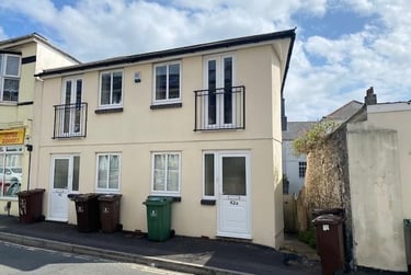 3 bed flat, Regent Street, St Judes, Plymouth, PL48BB - Image 3